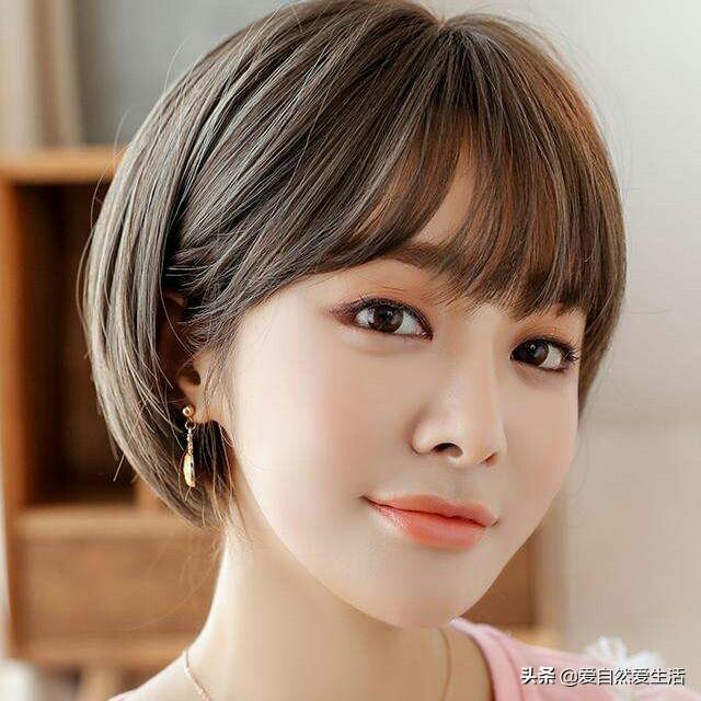 年轻女性都有什么短发型(图14)