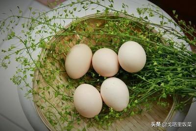 3月3荠菜煮鸡蛋(三月初三用地菜煮鸡蛋吃有什么好处？)
