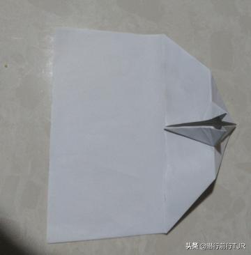 如何折翅膀能扇的纸飞机教程视频下载