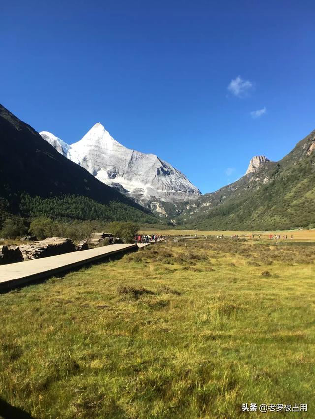 去稻城旅游都要带什么必备的东西
