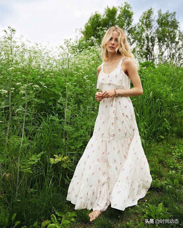 夏日如何选择连衣裙搭配(图2)
