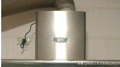 油烟机如何拆(油烟机的拆卸方法)