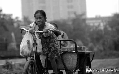 恐怖玩具店（大家看过哪些看了一遍就不想看第二遍的恐怖电影？）