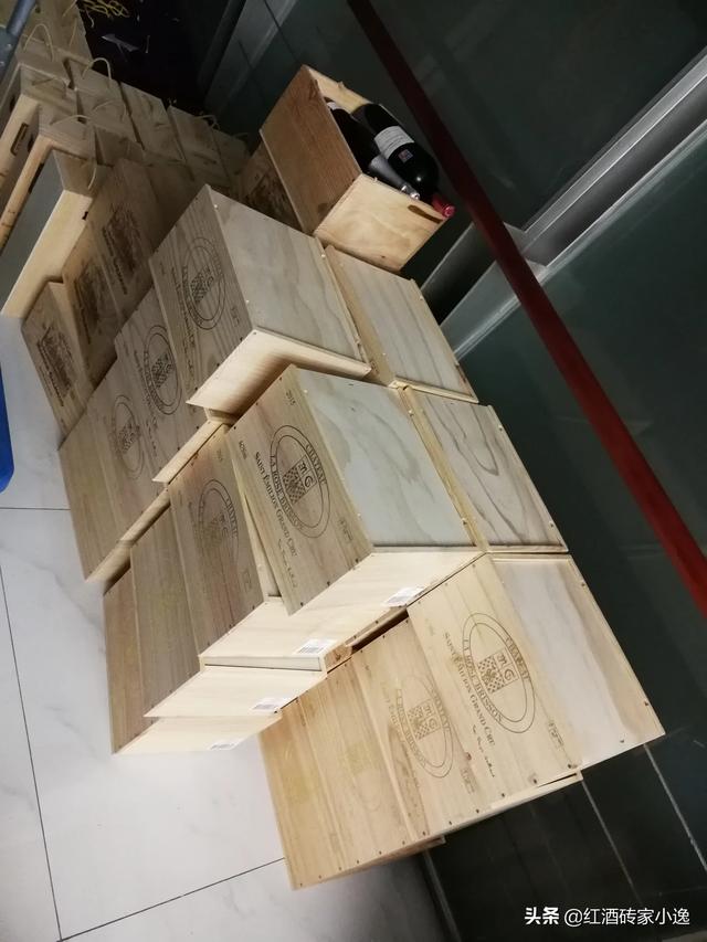 [开进口车只剩下面子]如何看待给宠物吃进口口粮，是面子作祟还是真有必要？