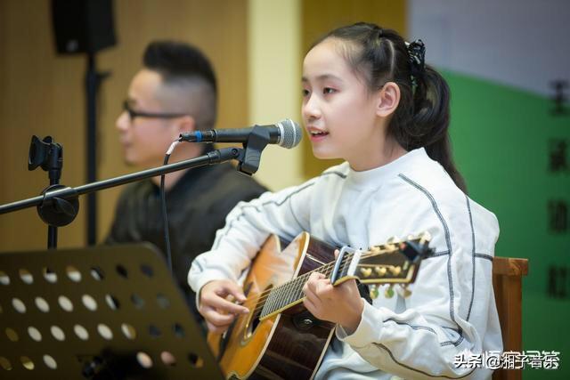 看见音乐海外生活，听到了这个音乐就想起了国外的生活