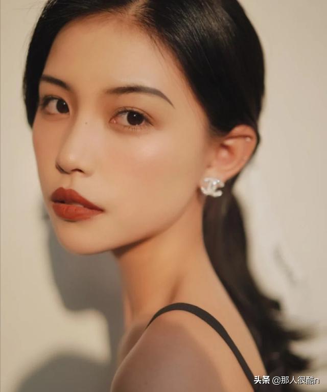 上妆美妆好物分享
