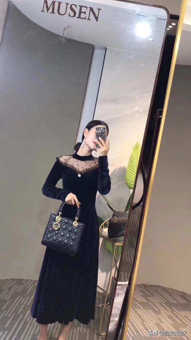 长得黑的人如何穿衣搭配