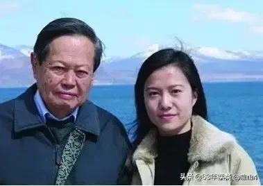 翁帆怎么解决(28嫁82，翁帆真的幸福吗？)