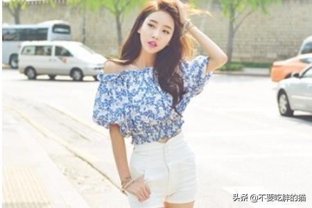 白色运动短裤怎么搭配(图10)