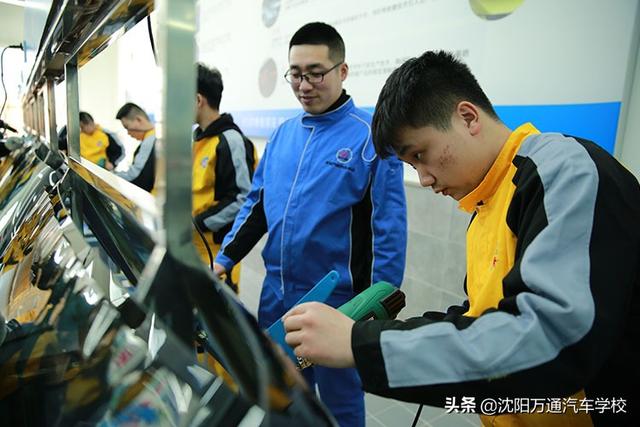 美容师培训正规学校（正规美容师培训机构）