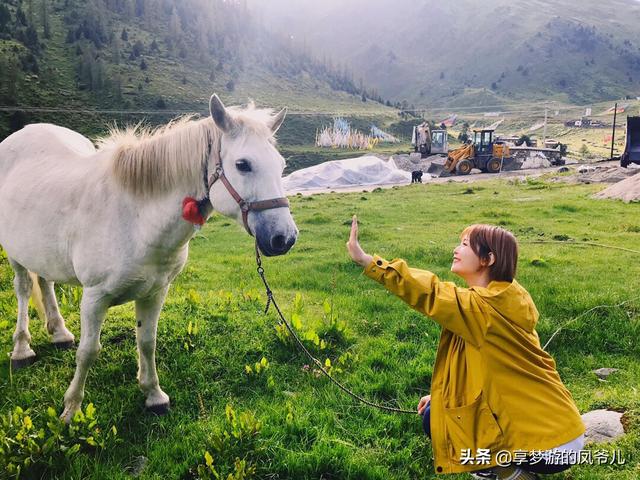 古镇旅游穿搭女生， 古镇游玩穿搭