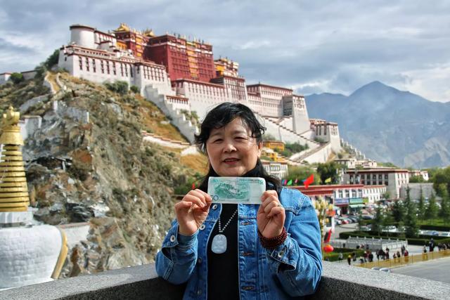 爸妈旅游穿搭西藏， 爸妈旅游穿搭西藏视频