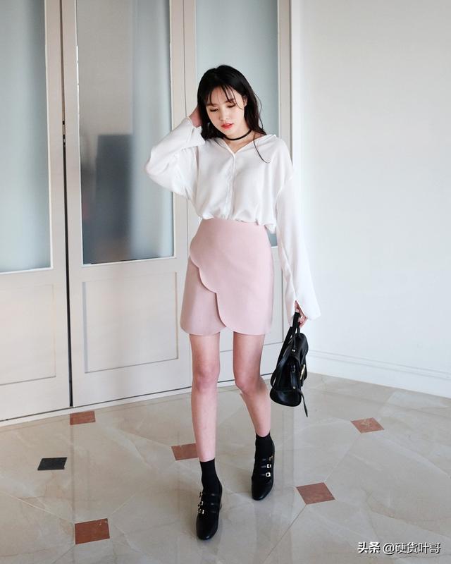 旅游个子矮怎么穿搭衣服， 旅游个子矮怎么穿搭衣服好看