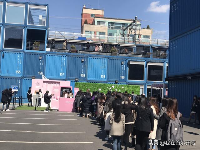 秋季韩国旅游穿搭， 秋季韩国旅游穿搭图片