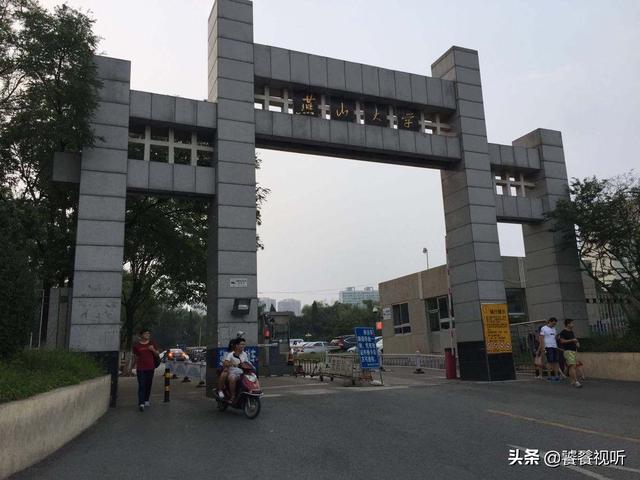 民办大学和公办大学哪个好-民办大学和公办大学哪个好找工作