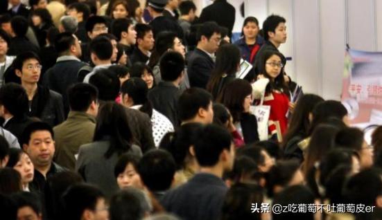大学毕业后，大学毕业后的档案放到哪里去
