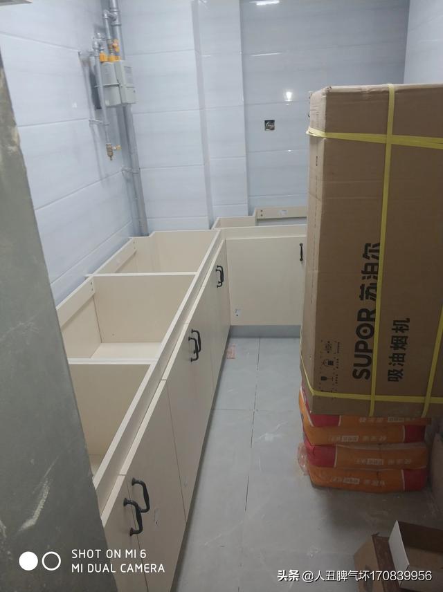 广州市实木柜多少钱