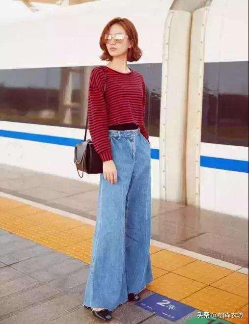 高领短袖如何搭配裤子女(图2)