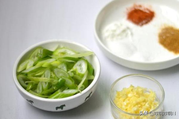 新疆羊肉串-新疆羊肉串烧烤配方