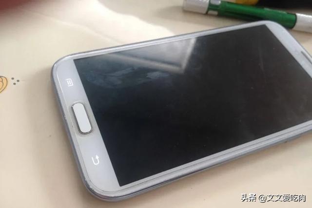 手机触摸屏失灵（手机触屏不好使了怎么解决？）