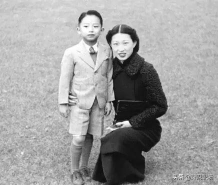 于凤至赵四真实图片(赵四小姐见于凤至下跪是真的吗？)