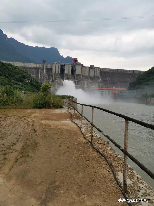 旅游心情（心情不好，你觉得出去旅游会是个好方法吗？）