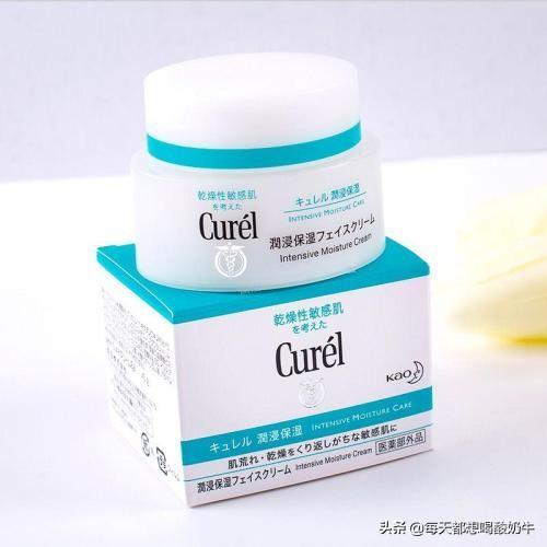 护肤品的正确步骤 水,乳,霜,精华液,顺序怎么用