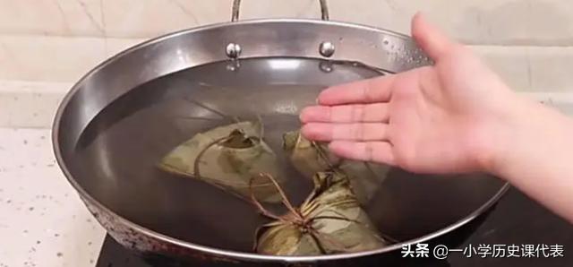 煮粽子用开水还是冷水 生粽子煮一个小时能熟吗