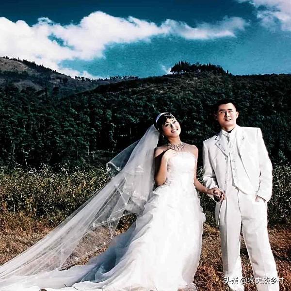 新婚婚庆答谢宴邀请函文案，婚庆答谢宴邀请词