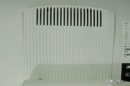 宏碁V3-571G拆机清灰？：宏碁笔记本拆机