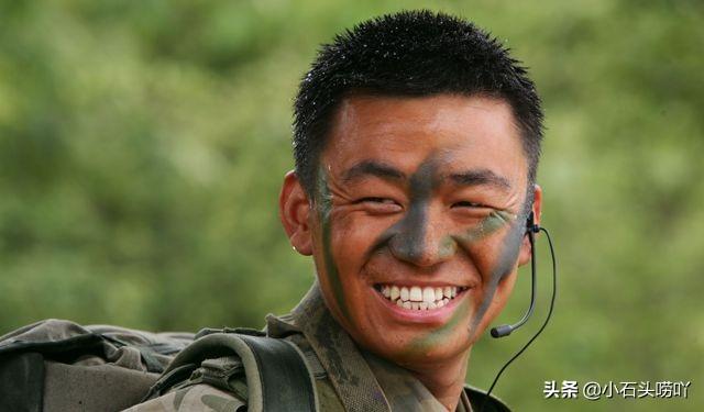 我怎么就火了呢我怎么就火了呢小说