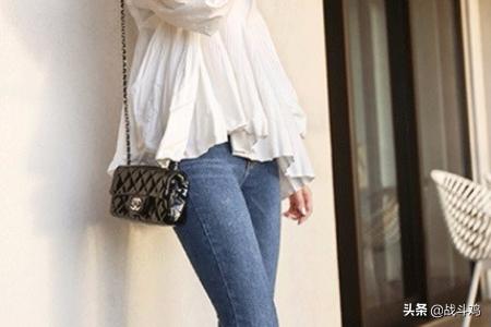 娃娃衫衬衣如何搭配衣服