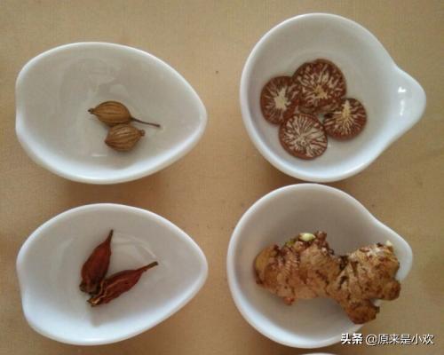 正宗桂林米粉之脆皮锅烧的做法，含配方工艺？