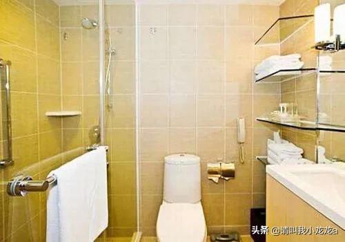 卧室卫生间尺寸(卧室卫生间最小尺寸是多少)，卧室卫生间的尺寸-图1