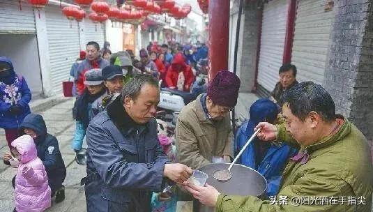 济南市腊八节吃什么