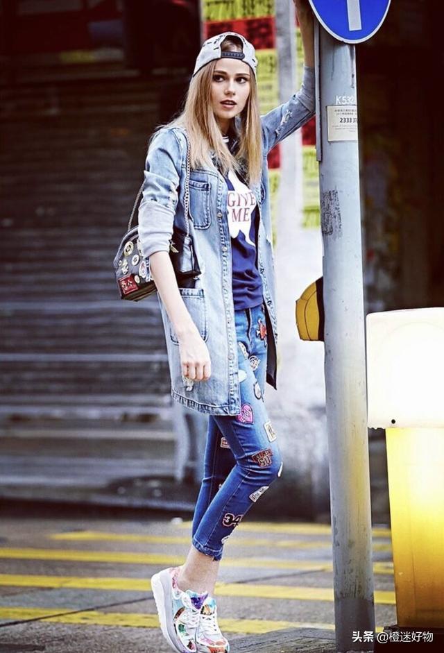 黑色裤子紧身的如何搭配(图8)