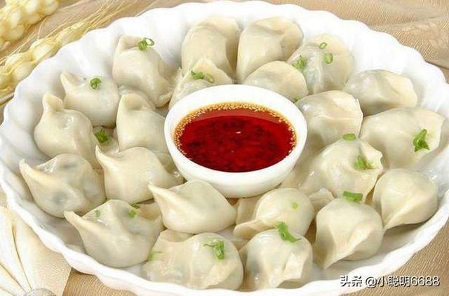 广东美食小吃特色做法作文（写美食白切鸡的作文500？）