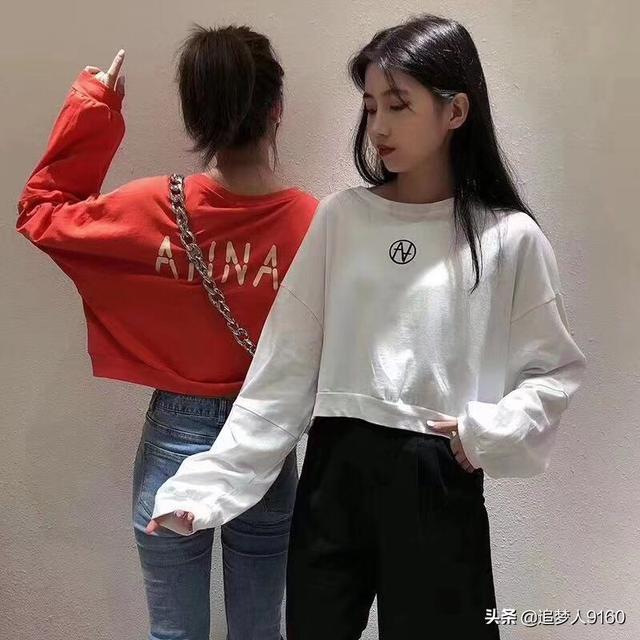 如何搭配好看的短发女孩