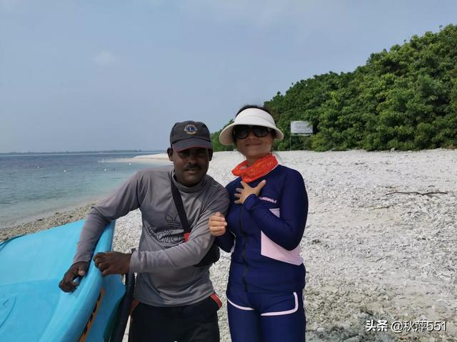 拍照好看的中年女性照片(图43)