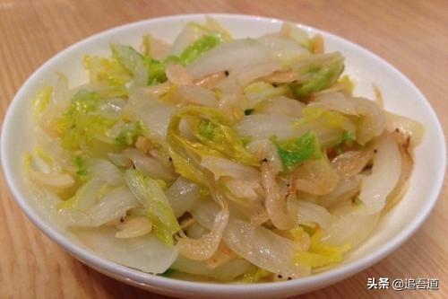 白菜棒凉拌，白菜杆凉拌