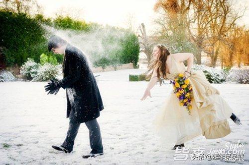 冬天结婚新娘怎么穿婚纱-冬天结婚新娘怎么穿婚纱的
