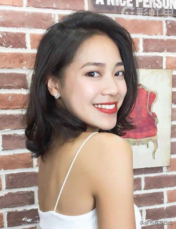短发夏天怎么打理女性（短发夏天怎么扎好看又凉快）(图7)