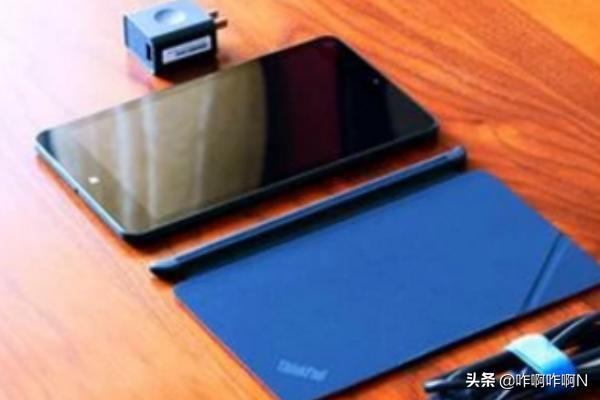 联想平板只显示lenovo