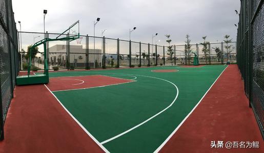 篮球场尺寸图(篮球场标准尺寸与规定是什么？)