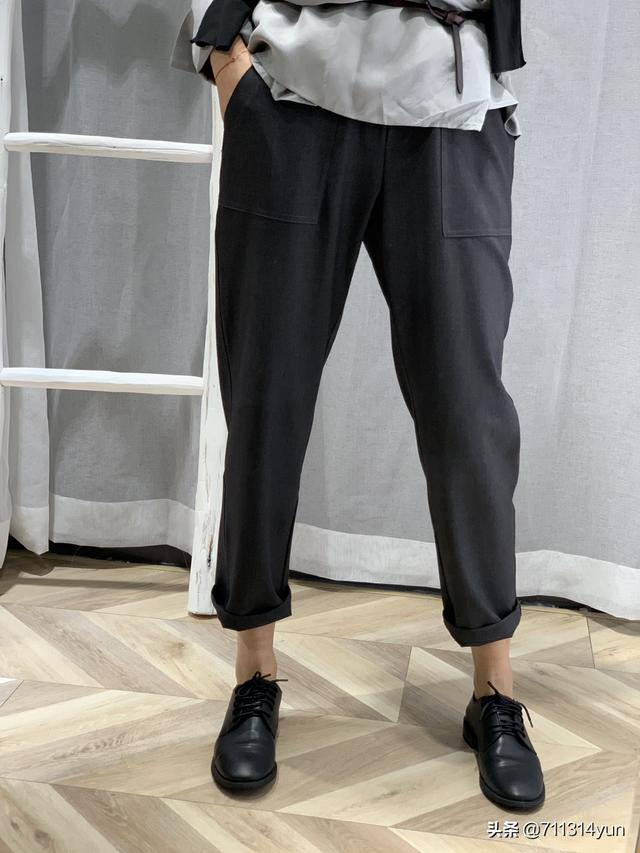 款裤子如何搭配男士衣服(图19)