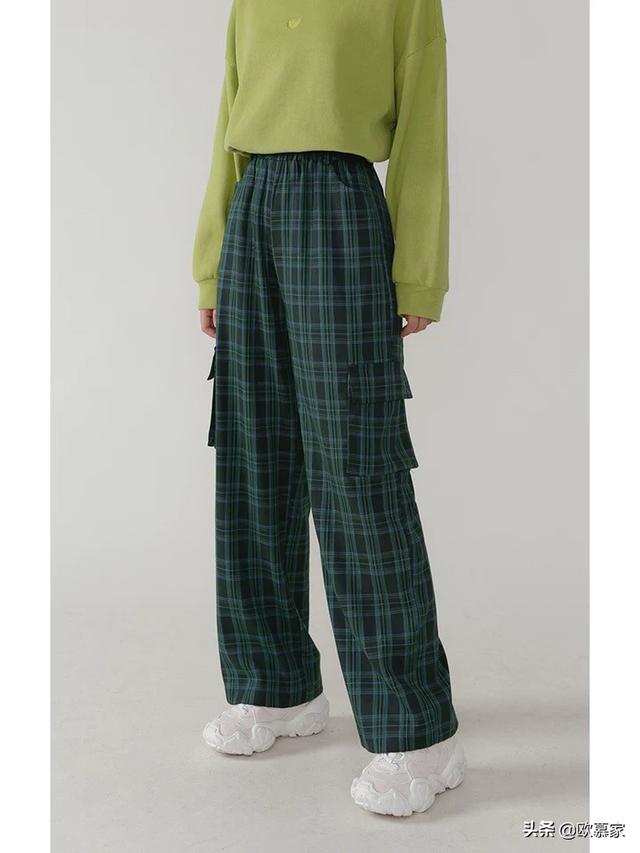 绿色格子包如何搭配衣服(图4)