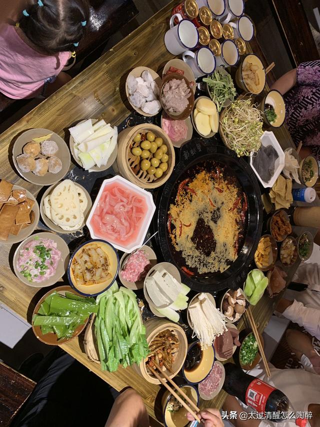 重庆旅游穿搭裤子， 重庆旅游穿搭裤子图片