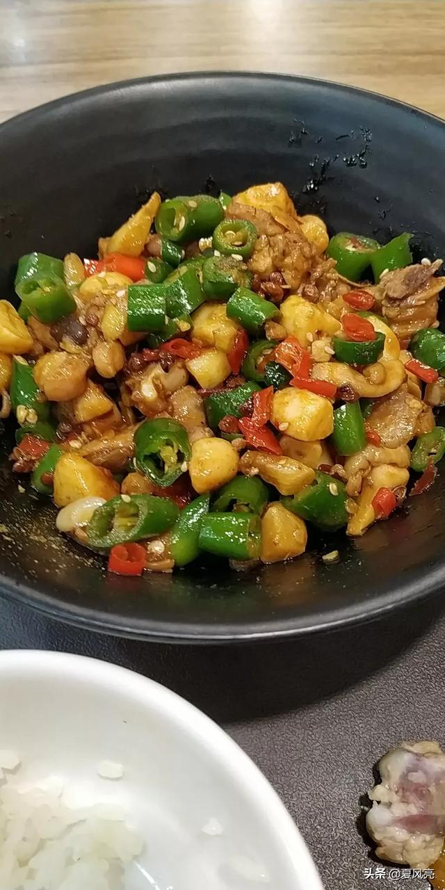特色美食特点（我国的饮食特色是什么？）