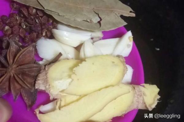 家常水煮肉片-家常水煮肉片的简单做法