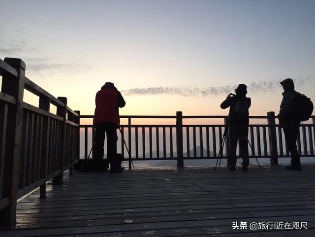 附近有海的旅游景点大全， 附近有海的地方